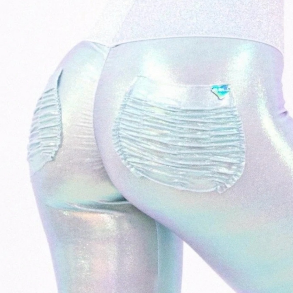 Cute booty leggings